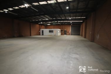 8 Gordon Street Cranbourne VIC 3977 - Image 3