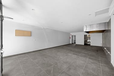 4/7 East Esplanade St Albans VIC 3021 - Image 3