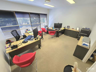 6/240 Brisbane Road (2-6 Gibbs St) Arundel QLD 4214 - Image 3