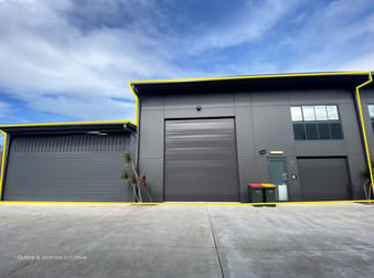 Click to view all images 8/9 Lomandra Place Coolum Beach QLD 4573 - Image 1