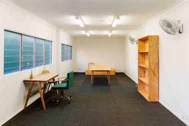 4/131-135 Currie Street Nambour QLD 4560 - Image 2