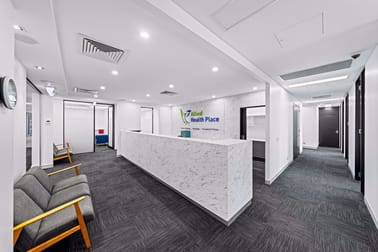 8 Halcyon Way Hope Island QLD 4212 - Image 1