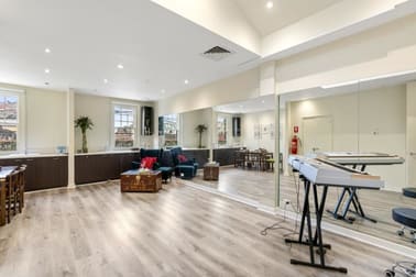 Click to view all images 706 Burke Road Camberwell VIC 3124 - Image 2