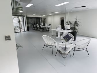 1 Kortum Dr Burleigh Heads QLD 4220 - Image 2
