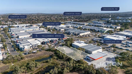 5 Yellowbox Drive Craigieburn VIC 3064 - Image 3