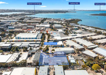 Click to view all images 25 Wurrook Circuit Caringbah NSW 2229 - Image 2