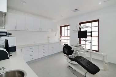 2/2 Haynes Street Kalamunda WA 6076 - Image 2