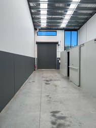 Unit 4/40b Wallace Avenue Point Cook VIC 3030 - Image 2