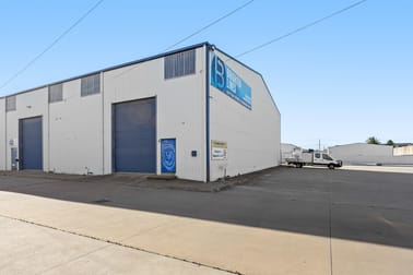 4/422 Sutton Street Delacombe VIC 3356 - Image 2