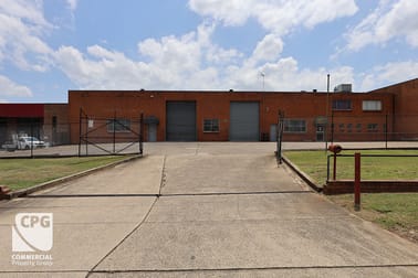 7 Field Close Moorebank NSW 2170 - Image 2