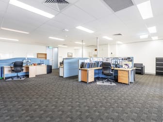 5.17/5 Celebration Drive Bella Vista NSW 2153 - Image 2