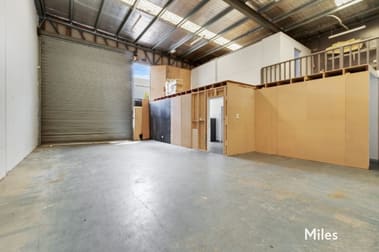 18/7 Dunstans Court Thomastown VIC 3074 - Image 2