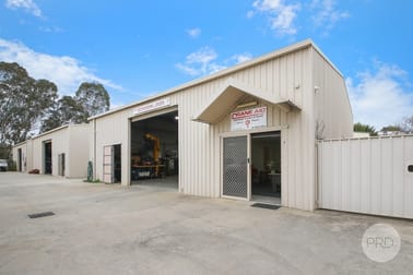 2/958 Carcoola Street North Albury NSW 2640 - Image 1