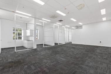 1/240 Geelong Road West Footscray VIC 3012 - Image 3