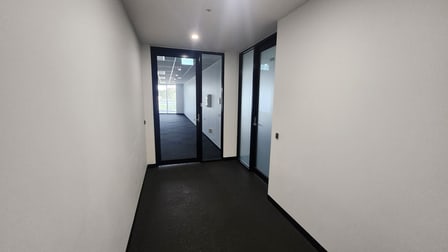 Level 1/Level 1 106 16A Keilor Park Dr Keilor East VIC 3033 - Image 2