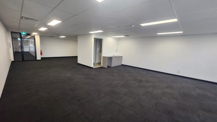 Level 1/Level 1 106 16A Keilor Park Dr Keilor East VIC 3033 - Image 3