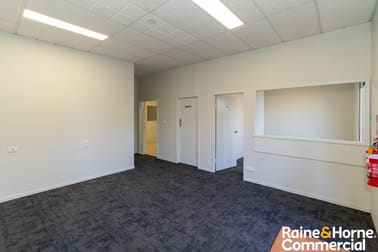 2/2-4 Riedell Street Wagga Wagga NSW 2650 - Image 3