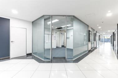 Click to view all images Unit 11/100 Eastern Valley Way Bruce ACT 2617 - Image 3