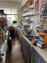 2/43 Yellagong Street West Wollongong NSW 2500 - Image 2