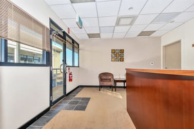 NT - Image 2