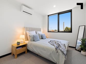 8/17 Chandos Street Cheltenham VIC 3192 - Image 2