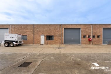 3/233 Bank Street Welshpool WA 6106 - Image 1