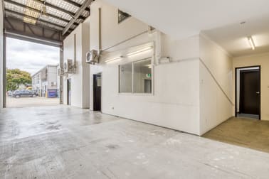 2/9 Stockwell Place Archerfield QLD 4108 - Image 3