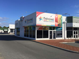 9A/8 Booth Place Balcatta WA 6021 - Image 2