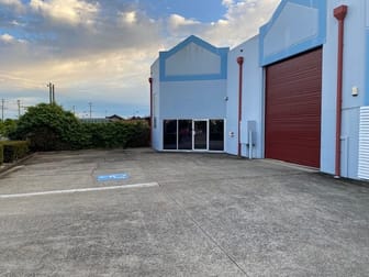 UNIT 1/68 Andrew Street Wynnum QLD 4178 - Image 3