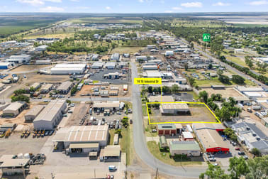 14-16 Industrial Drive Emerald QLD 4720 - Image 2