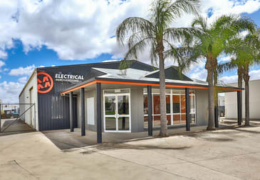 64 The Crescent Mildura VIC 3500 - Image 3