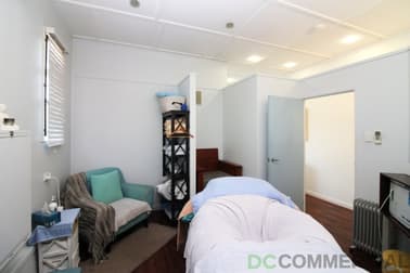 2/55 Jellicoe Street Mount Lofty QLD 4350 - Image 3