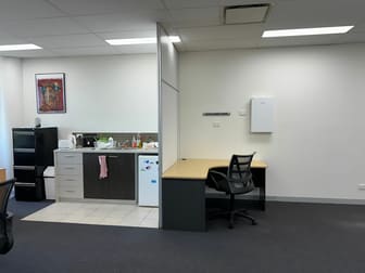 69/574 Plummer Street Port Melbourne VIC 3207 - Image 2