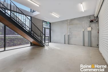 1/37 McDonald Road Windsor QLD 4030 - Image 2