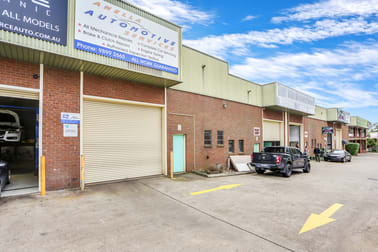 8/4 Anella Avenue Castle Hill NSW 2154 - Image 1