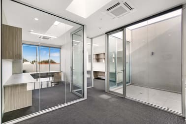 Ground/591 Glen Huntly Road Elsternwick VIC 3185 - Image 2