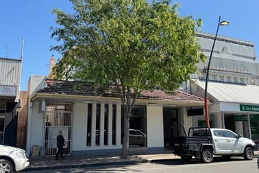 Click to view all images 92 John Street Singleton NSW 2330 - Image 2