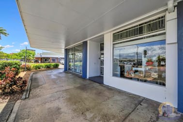 1/37 Bourbong Street Bundaberg Central QLD 4670 - Image 2