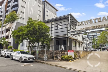2 / 76 Doggett Street Newstead QLD 4006 - Image 1