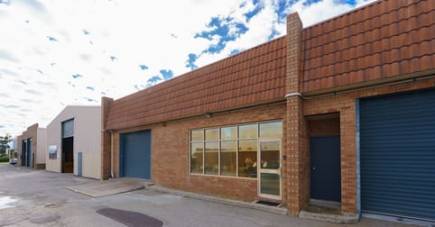 Click to view all images 4/7 Baretta Road Wangara WA 6065 - Image 3