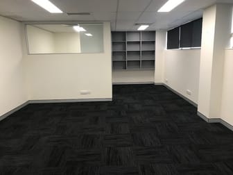 5/9 First Avenue Maroochydore QLD 4558 - Image 2