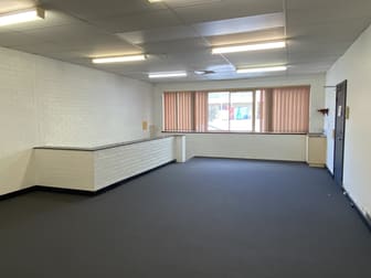 Unit 4/182 Jull Street Armadale WA 6112 - Image 2