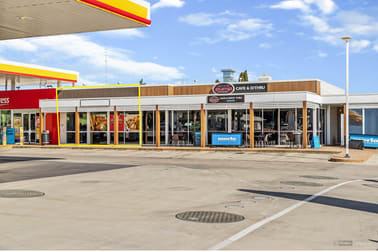 2/348 Alderley Street Kearneys Spring QLD 4350 - Image 1