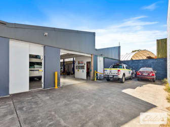 Click to view all images 11 Mountjoy Street Woolloongabba QLD 4102 - Image 1