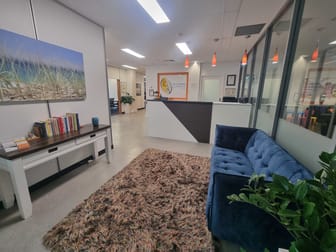 3027 The Boulevard Carrara QLD 4211 - Image 2