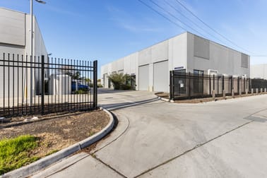 17/4 Blackshaws Road Newport VIC 3015 - Image 2