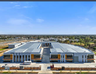 8 Impact Way Cranbourne North VIC 3977 - Image 1
