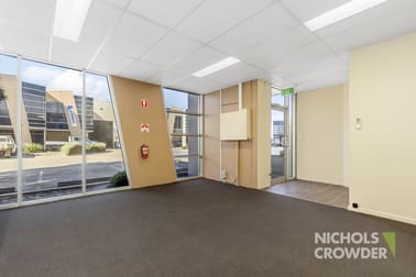 16/7 Lakewood Boulevard Carrum Downs VIC 3201 - Image 2