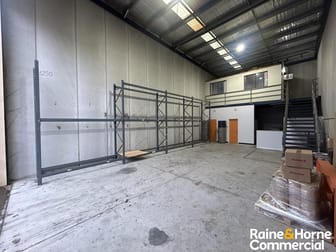Unit 3/69 Topham Road Smeaton Grange NSW 2567 - Image 2