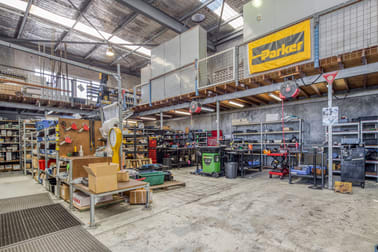 6/13 Selhurst Street Coopers Plains QLD 4108 - Image 2